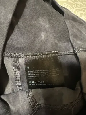 Lululemon leggings size 8 thumbnail 3