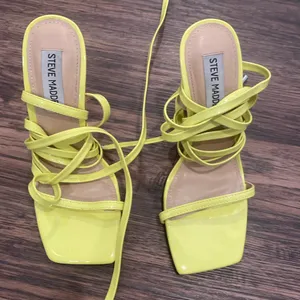 Steve Madden wrap around heels thumbnail 1