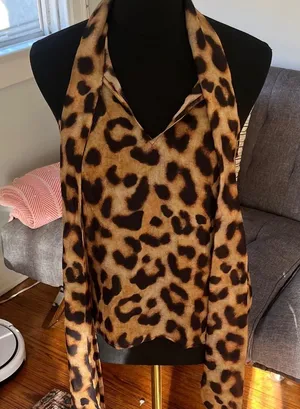 L'AGENCE Silk Leopard Print Sleeveless silk blouse with neck bow size XS thumbnail 1