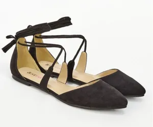 ShoeDazzle Missty Black Pointed Lace-Up Flats w/ Tassels Sz 8‎ NIB thumbnail 1