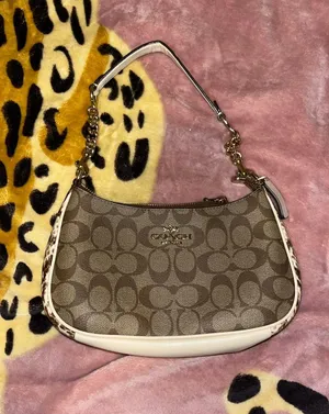 Coach Terri Shoulder bag thumbnail 1