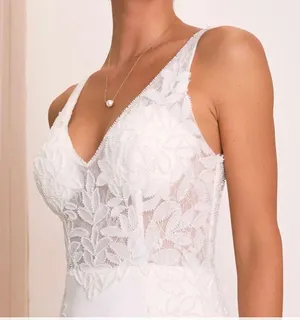 Lulus Nwot White Beaded Maxi Dress Size Medium MSRP $258 thumbnail 2