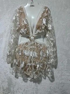 Blithe Rose Floral V Neck Corset Back lace Long sleeve Romper NWT size Small thumbnail 3