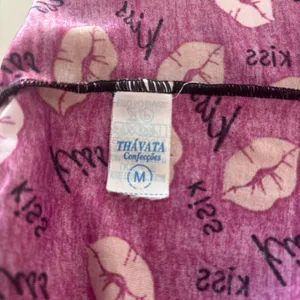 Thavata Women's Pink and black Lip Print Sleepwear Set size M thumbnail 8