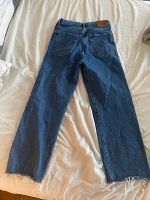 Levi’s Ribcage Straight Ankle Jeans thumbnail 6
