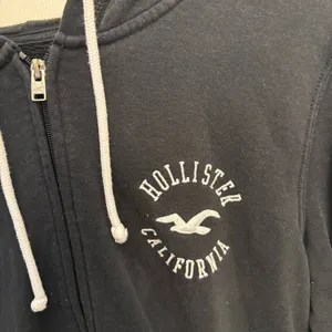 Hollister Black Full Zip Hoodie thumbnail 3