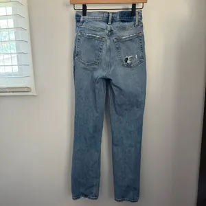 Abercrombie & Fitch 24/00 Short 90s Straight Ultra High Rise Jeans Criss Cross thumbnail 3