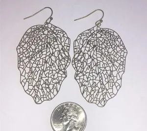 Elegant Brass Tone Lightweight Cutout Boho Leaf Earrings thumbnail 3