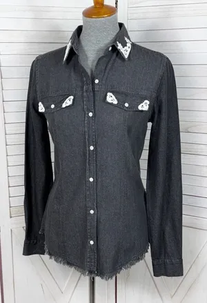 True Freedom Lace Trim Raw Edge Denim Button Up Shirt‎ Gray Black Small thumbnail 1