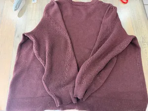 Maurice’s Maroon Sweater thumbnail 2