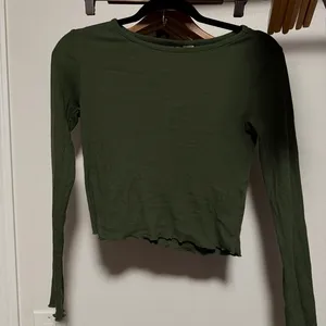 h&m long sleeve top thumbnail 1
