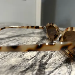 Tortoise Shell Sunglasses Brown thumbnail 3