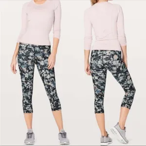 Lululemon Speed Up Crop *21" in Spring‎ Bloom Multi Size 8 thumbnail 2