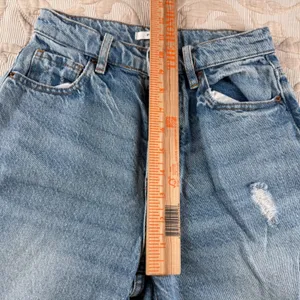 PacSun High Rise Straight Leg Distressed Jeans Light Wash Blue Size 23 thumbnail 8