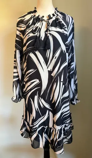 Luxology‎ Black White boho whimsi resort dainty y2k flowy Dress Large cottage thumbnail 1