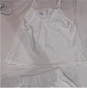 White lace cami and shorts set size small thumbnail 4