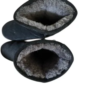 Rj's Fuzzies Black Sheepskin Boots Sz 6 Sherpa lined Genuine Suede Winter‎ Cozy thumbnail 6