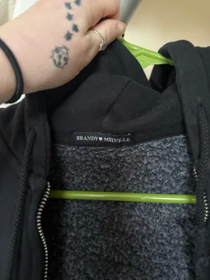 Brandy Melville Cropped Hoodie thumbnail 3
