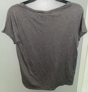 H&M Gray Tee thumbnail 3