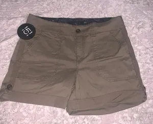 Marshalls Army Green Mom Cargo Shorts thumbnail 1