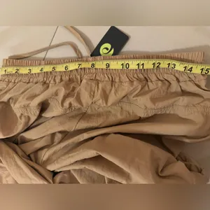 WOMENS Long CONVERTIBLE In Short HIKING PANTS Beige Large Pocket Elastic Tie thumbnail 3