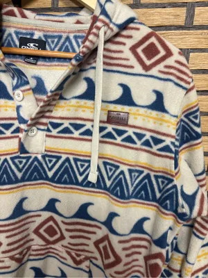 O’Neill fleece pullover size medium thumbnail 3