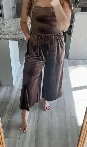 Loveriche Women's Velvet Wide-Leg Jumpsuit Medium Chocolate Brown thumbnail 1