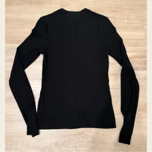 Joah Brown INVISIBLE ZIP LONG SLEEVE! Cross listed on Mercari! thumbnail 5