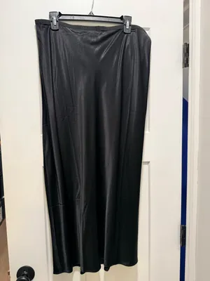 NWOT J. Crew Black New Gwyneth Slip Skirt in Viscose Charmeuse, size L thumbnail 3