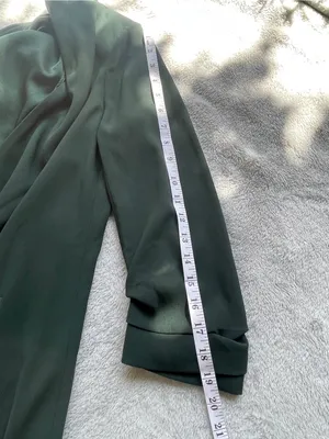 Aritzia Babaton Power Hip Blazer Forest Green 2 minimalist capsule wardrobe chic thumbnail 11