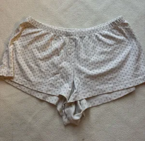 Brandy Melville Shorts thumbnail 1
