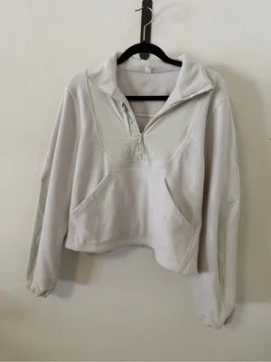 Lululemon Fleece Ripstop Hiking Pullover
Bone Quarter Zip Stretch Fleece thumbnail 7