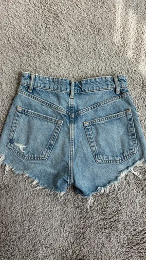 ZARA Jean Shorts Denim thumbnail 3