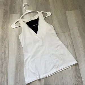 Beyond Yoga Tank Top caged v neck womens White (medium) activewear workout gym thumbnail 1