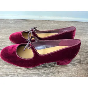 J. Crew Velvet bow tie–heeled Mary Janes in Vintage Burgundy Size 10 thumbnail 4