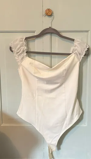 Le lis White body suit thumbnail 1