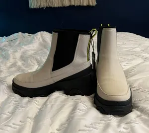 Chelsea Boot thumbnail 1