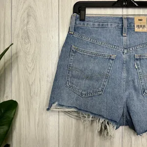 NWT Levi’s SilverTab Distressed High Rise Mom Shorts size 27 NEW thumbnail 6