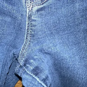 Good American Good Legs Crop 0/25 normcore wedgie jeans thumbnail 4