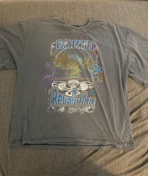 Wild Fable Earth Revolution Boho Graphic Tee Grey thumbnail 1