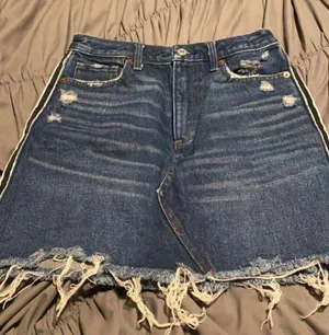 skirt thumbnail 1