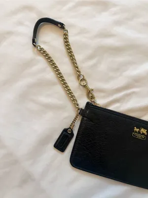 COACH | Madison wristlet black and gold thumbnail 4