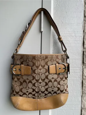 Coach Signature Canvas and Leather Soho 3574 shoulder purse thumbnail 2