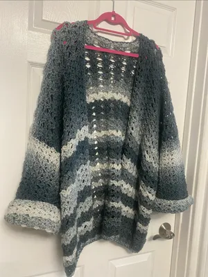 Handcrafted oversized Crochet Cardigan Granny Stitch Wide Sleeve gray ombré thumbnail 2