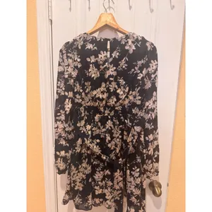 Lulu’s Womens Floral Print Wrap Mini Dress Small thumbnail 5
