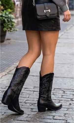 Faux Leather Cowboy Boots Embroidery Detail Women’s Size 7.5 thumbnail 1
