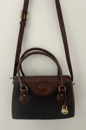 Dooney &Bourke Vintage Brown And Black All Weather Leather Sat Hel Crossbody Bag thumbnail 1