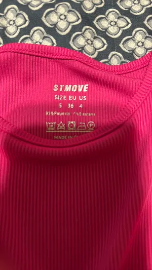 Pink cropped shirt thumbnail 2