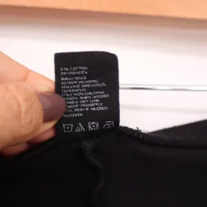 HUE Leggings Womens M Solid Black Cotton Blend Stretch Comfort Excellent thumbnail 3
