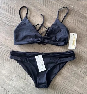 NWT L*Space 2-Piece Bikini Swimsuit Haley Top & Estella Bottoms Women’s Medium thumbnail 1